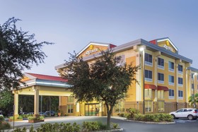 Comfort Inn & Suites Sarasota I75