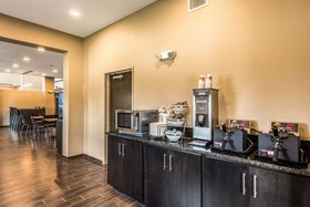MainStay Suites Sarasota I-75