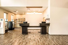 MainStay Suites Sarasota I-75