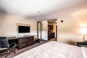 MainStay Suites Sarasota I-75