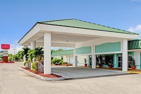 Ramada by Wyndham Sarasota Waterfront