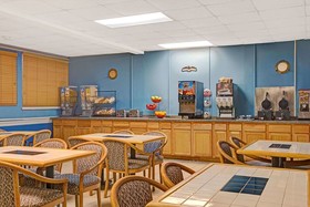 Ramada by Wyndham Sarasota Waterfront