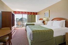 Ramada by Wyndham Sarasota Waterfront