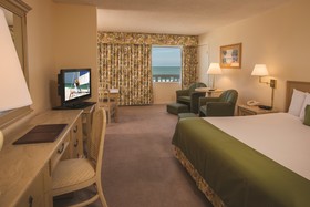 Sandcastle Resort at Lido Beach