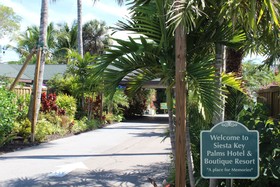 Siesta Key Palms Hotel