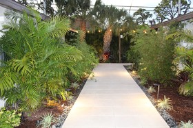 Siesta Key Palms Hotel