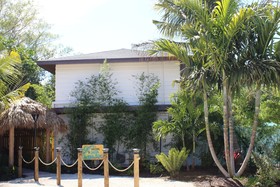 Siesta Key Palms Hotel