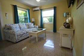 Siesta Key Palms Hotel