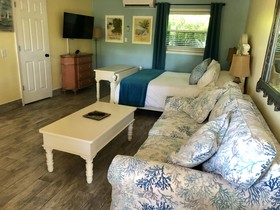 Siesta Key Palms Hotel
