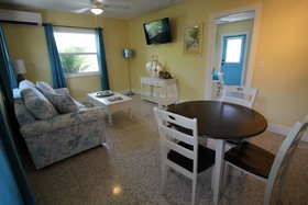 Siesta Key Palms Hotel