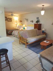 Davis House Inn