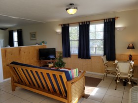 Davis House Inn
