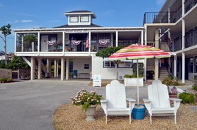 Davis House Inn