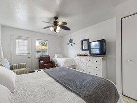 Sportsman's Marina & Lodge