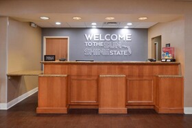 Hampton Inn & Suites Tampa-East