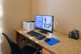 Hampton Inn & Suites Tampa-East