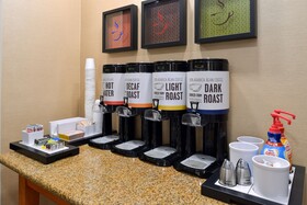 Hampton Inn & Suites Tampa-East