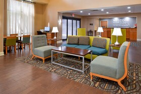 Hampton Inn & Suites Tampa-East