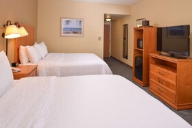 Hampton Inn & Suites Tampa-East