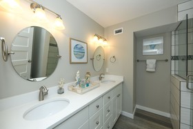 Fanta-Sea On The Beach by Beachside Management