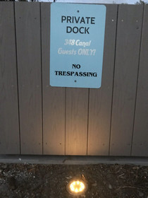 Rad's Cozy Cottage on Canal