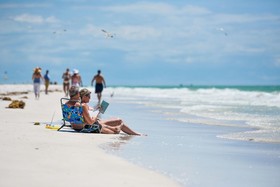 Sun and Sea by Beachside Management