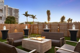 The Singer Oceanfront Resort, Curio Collection by Hilton