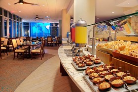 The Singer Oceanfront Resort, Curio Collection by Hilton