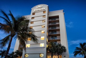 The Singer Oceanfront Resort, Curio Collection by Hilton