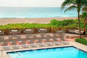 The Singer Oceanfront Resort, Curio Collection by Hilton