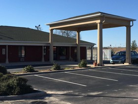 Lake Seminole Inn