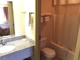 Lake Seminole Inn