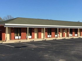 Lake Seminole Inn