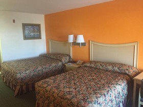 Lake Seminole Inn