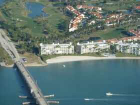 Bahia Vista by RedAwning