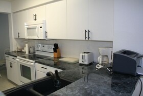 Bahia Vista by RedAwning