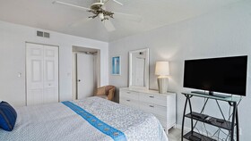 Bahia Vista by RedAwning