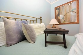 Agustin Inn