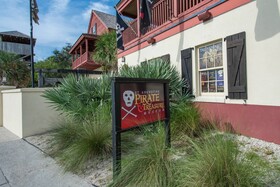 Array of Sunshine Beach House