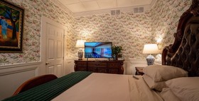 Casablanca Inn