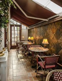 Casablanca Inn