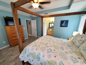 Crescent Cottage Home