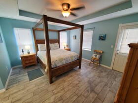Crescent Cottage Home