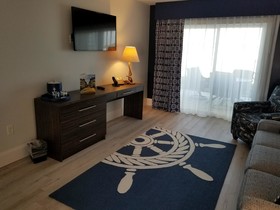 Marker 8 Hotel & Marina