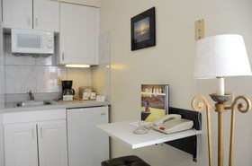 Merida Inn & Suites