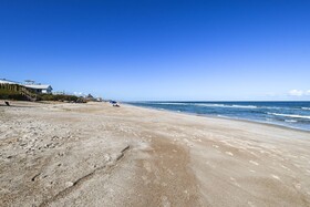 Pelicans Point