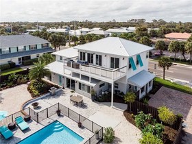 Sea Spray Beach House