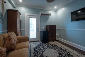 Victorian House B&B