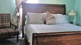 Victorian House B&B