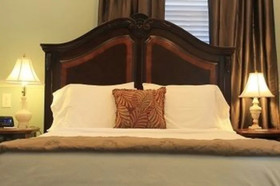 Victorian House B&B